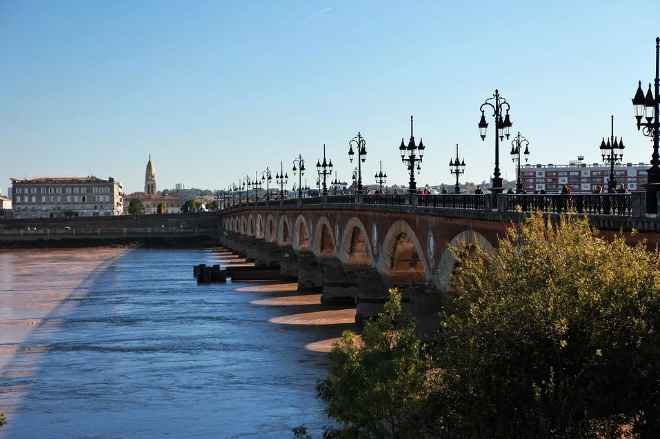 Garonne & Pont de Pierre, Bordeaux